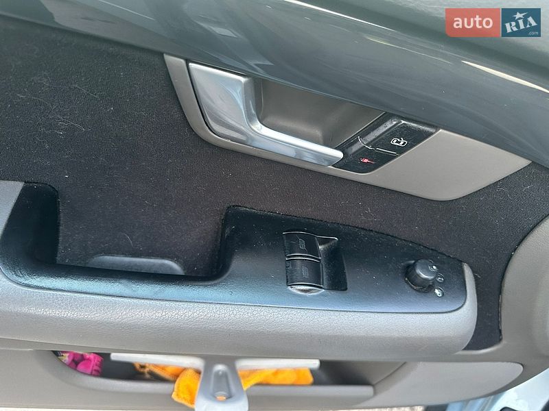 Седан Audi A4 2001 в Луцьку