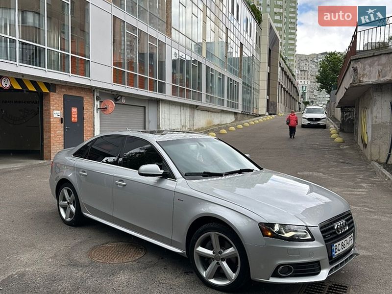 Седан Audi A4 2011 в Киеве