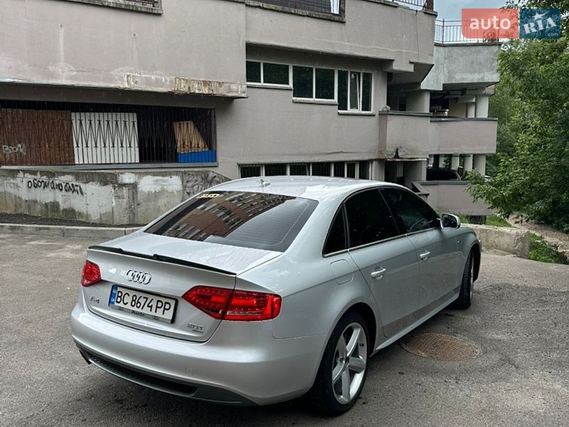 Седан Audi A4 2011 в Киеве