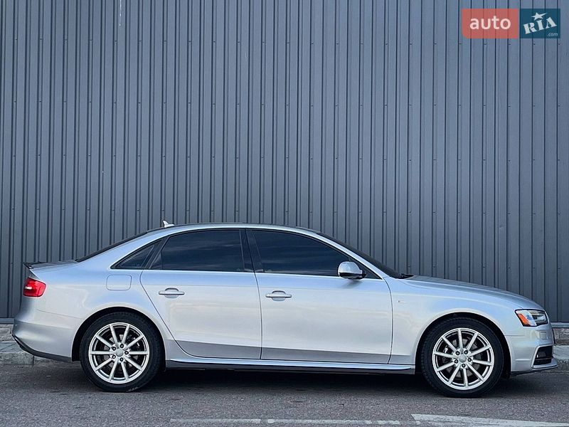 Седан Audi A4 2015 в Николаеве