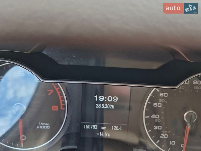 Седан Audi A4 2013 в Киеве