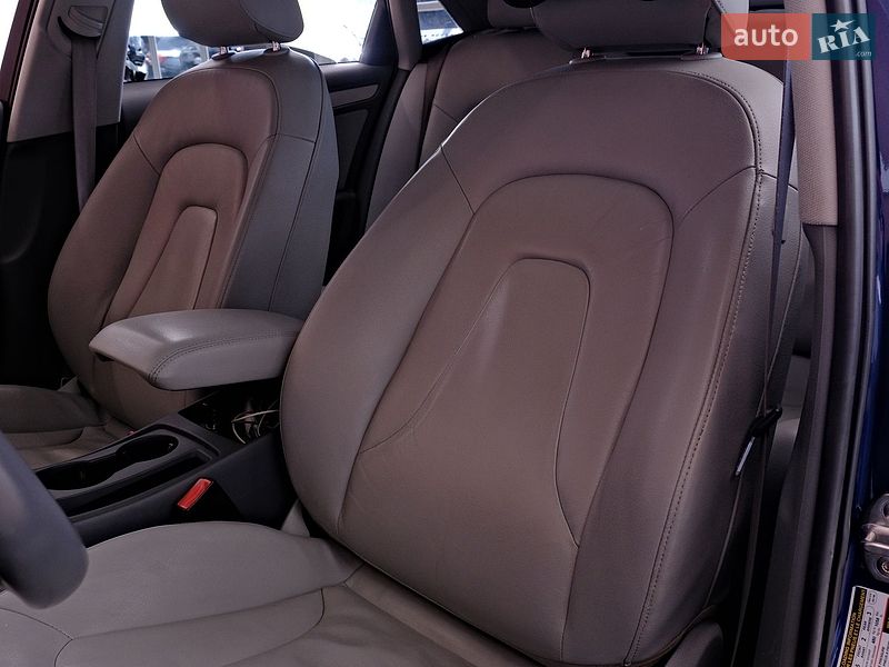Седан Audi A4 2013 в Одессе