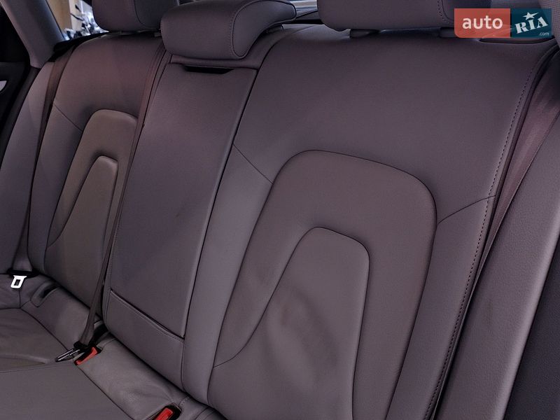 Седан Audi A4 2013 в Одессе