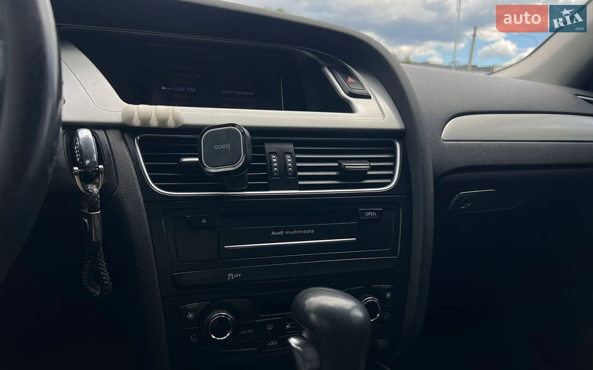 2010 Audi A4 - мініатюра 17