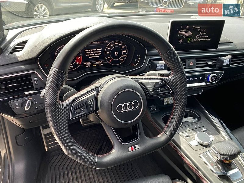Седан Audi A4 2019 в Львове