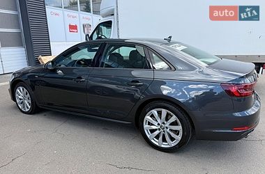 Седан Audi A4 2018 в Києві
