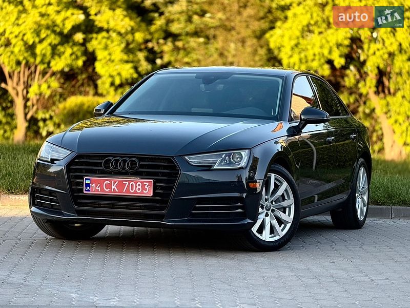 Седан Audi A4 2017 в Львове