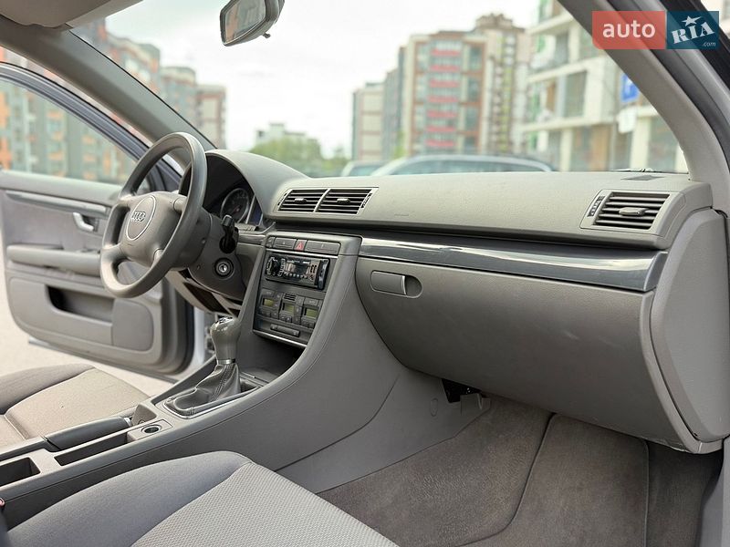 Седан Audi A4 2004 в Тернополі