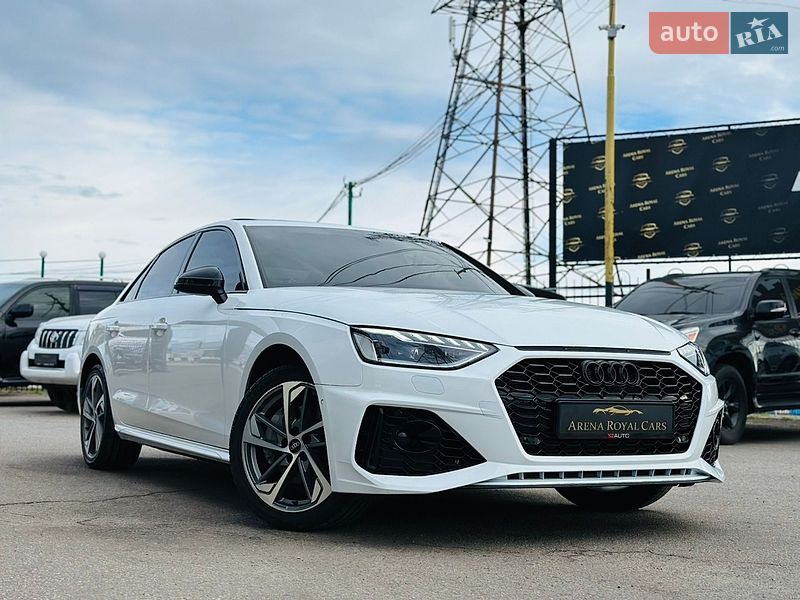 Седан Audi A4 2022 в Харькове