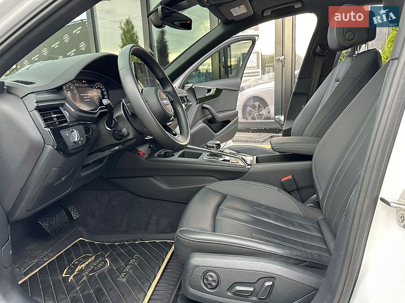 Седан Audi A4 2022 в Харькове