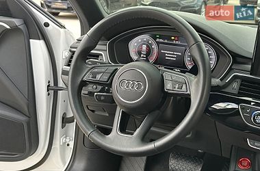 Седан Audi A4 2022 в Харькове