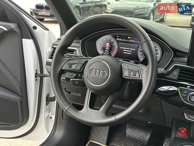 Седан Audi A4 2022 в Харькове