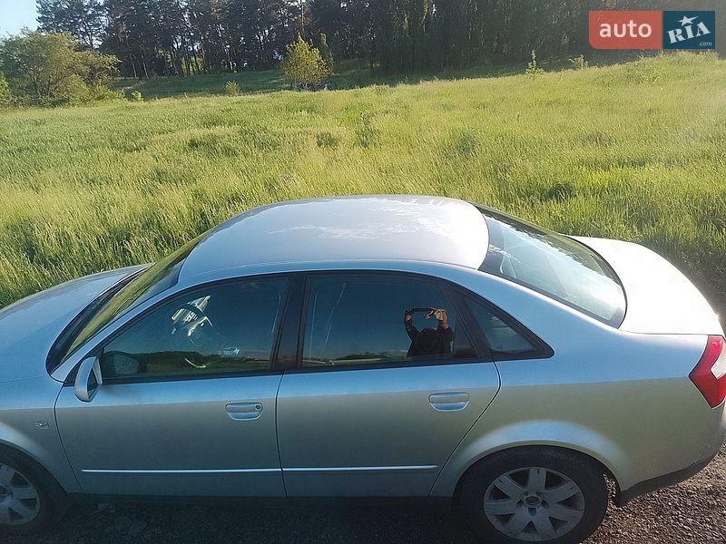 Седан Audi A4 2001 в Переяславі