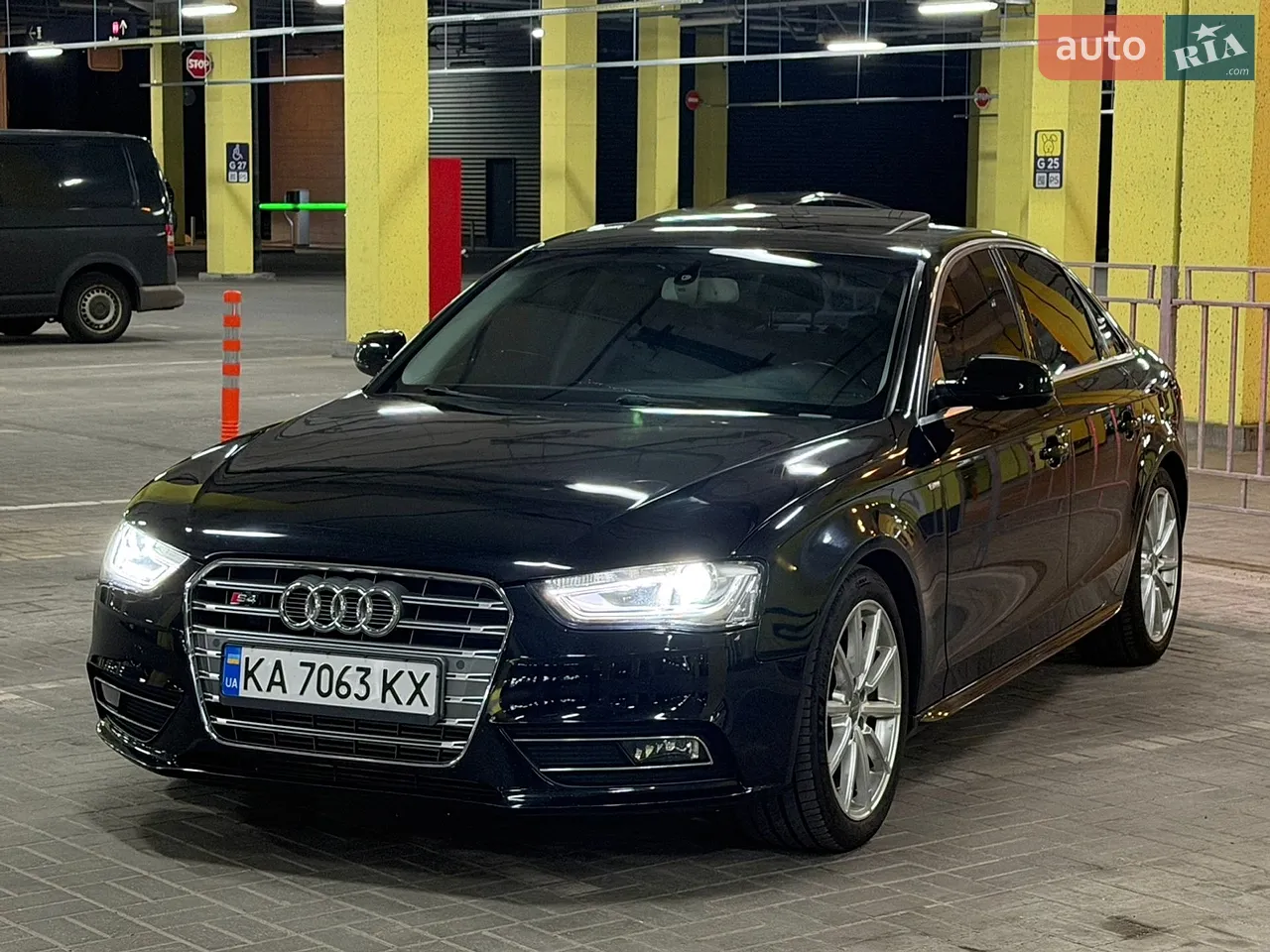 2015 Audi A4 - мініатюра 26