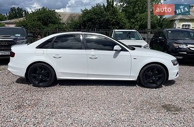 Седан Audi A4 2015 в Полтаве