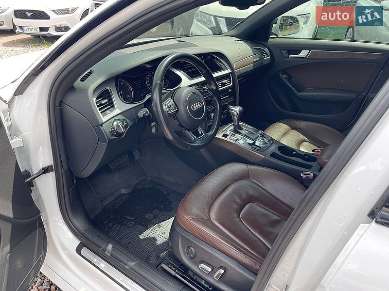 Седан Audi A4 2015 в Полтаве
