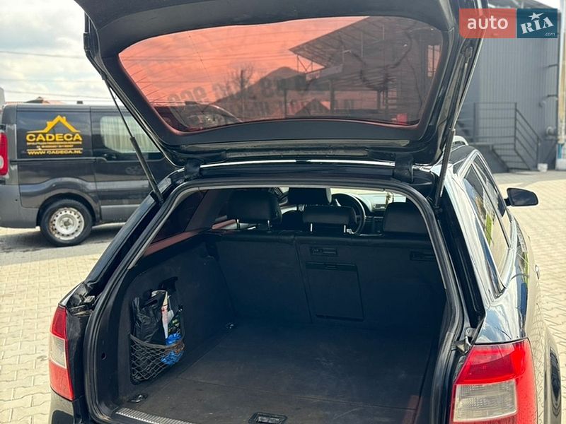 Седан Audi A4 2002 в Косове