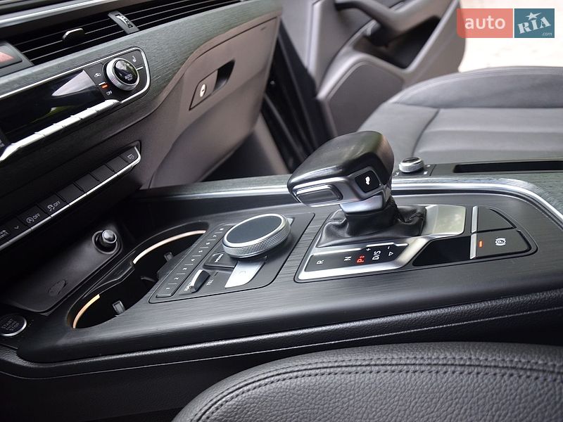 Седан Audi A4 2017 в Трускавці