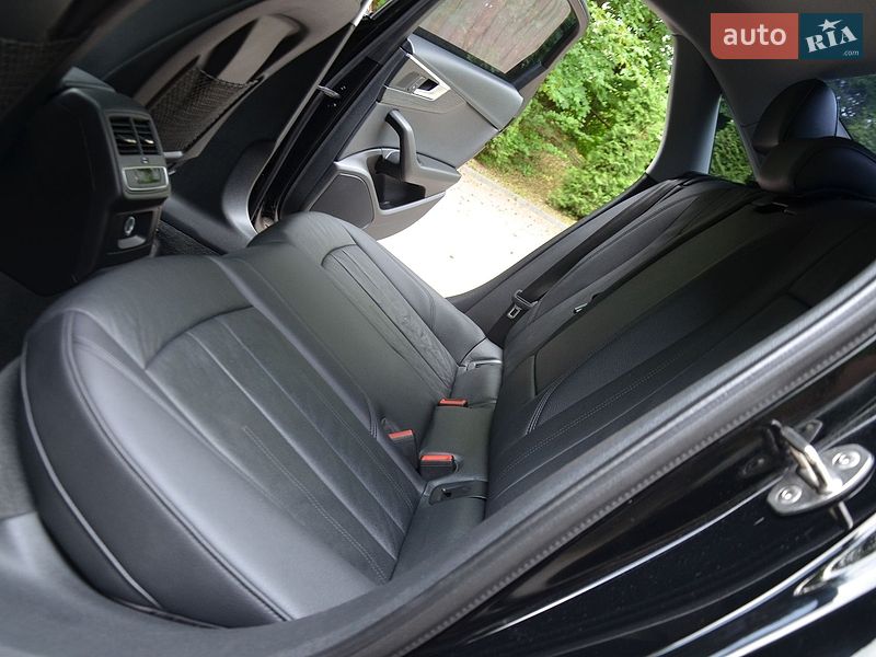 Седан Audi A4 2017 в Трускавці