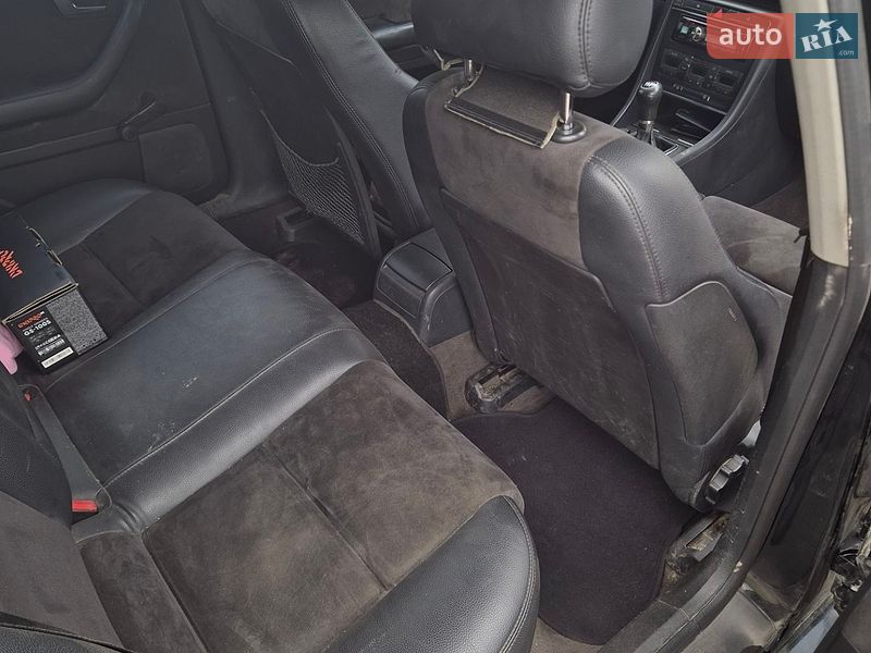 Седан Audi A4 2003 в Галиче