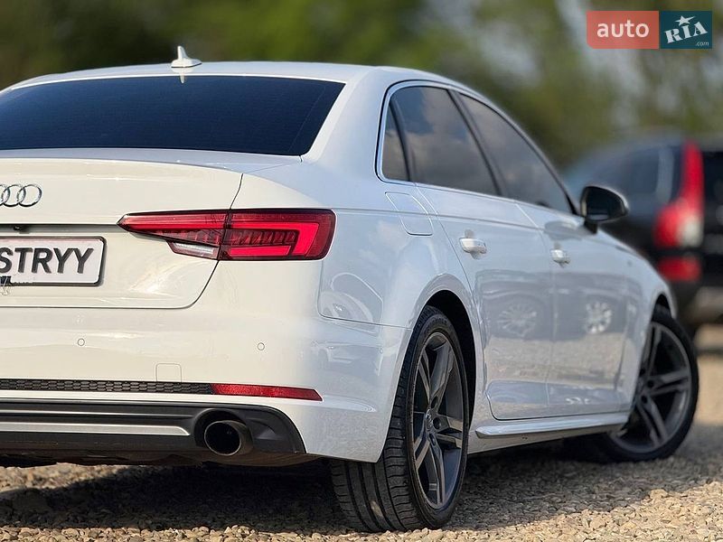 Седан Audi A4 2015 в Стрые