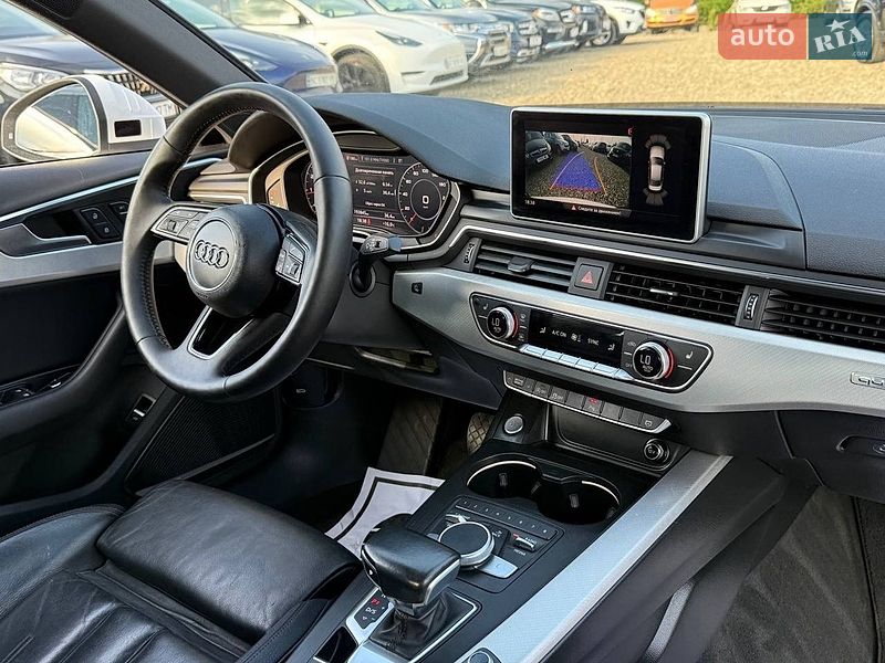 Седан Audi A4 2015 в Стрые