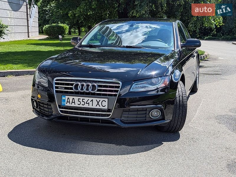 Седан Audi A4 2010 в Киеве