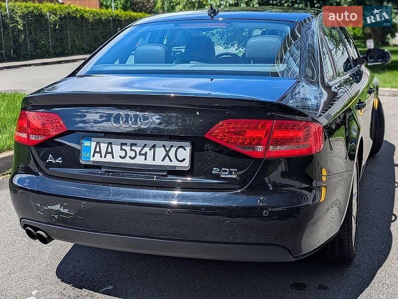 Седан Audi A4 2010 в Киеве