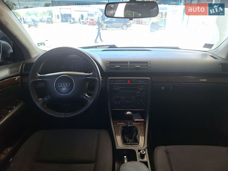 Седан Audi A4 2003 в Вознесенську
