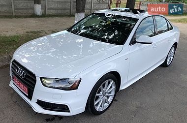 Седан Audi A4 2015 в Ровно