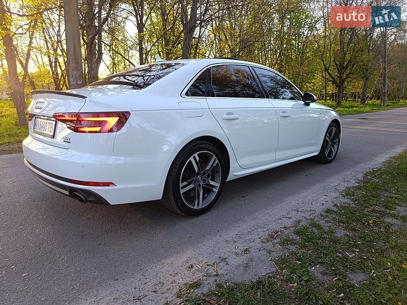 Седан Audi A4 2017 в Києві