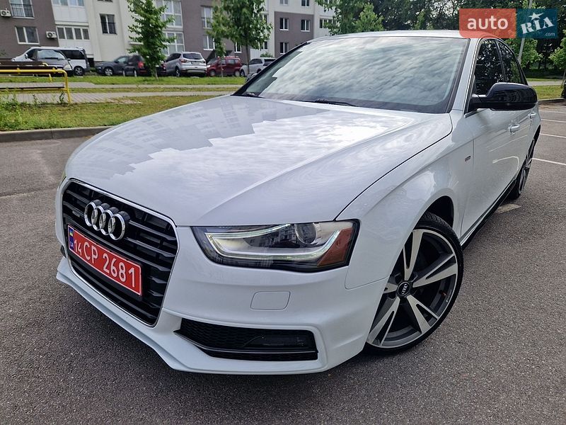Седан Audi A4 2014 в Виннице