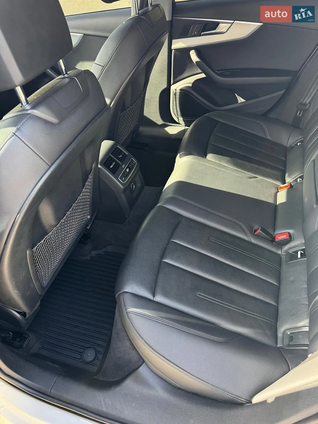 2016 Audi A4 - мініатюра 12