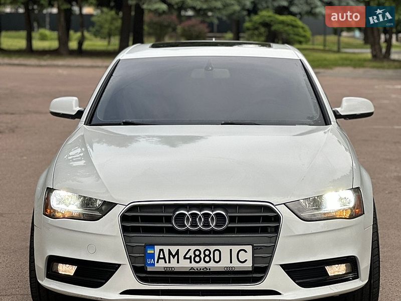 Седан Audi A4 2014 в Житомирі