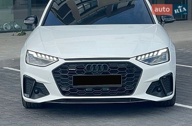 Седан Audi A4 2023 в Виноградове