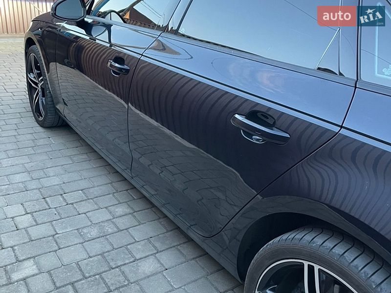 Седан Audi A4 2017 в Луцке