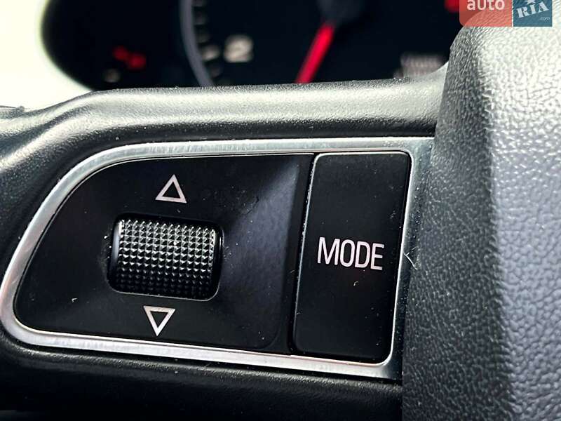 Седан Audi A4 2011 в Києві