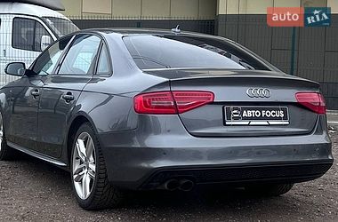 Седан Audi A4 2015 в Києві
