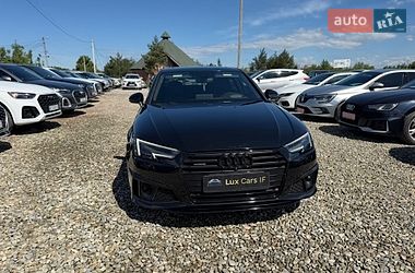 Седан Audi A4 2017 в Ивано-Франковске