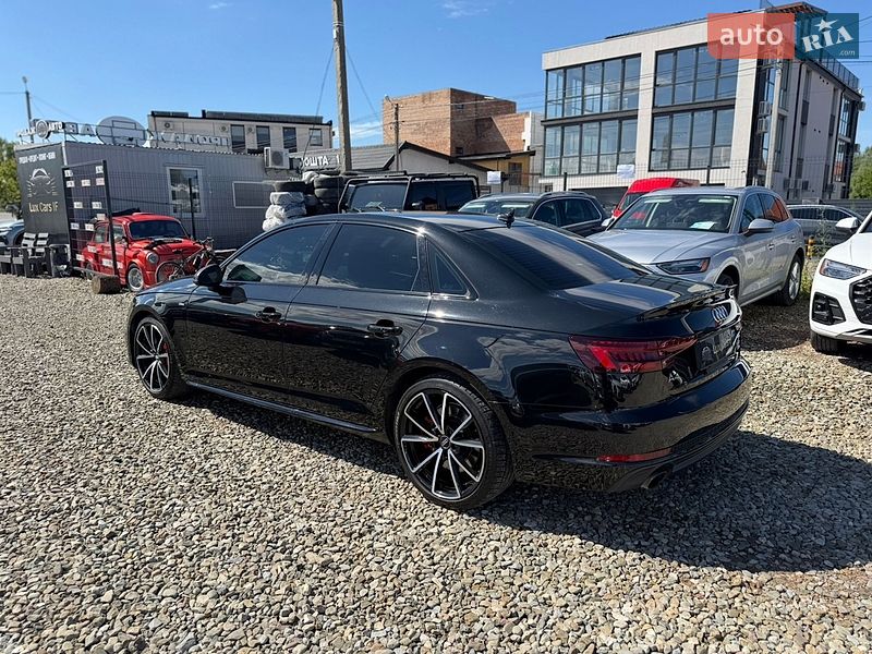 Седан Audi A4 2017 в Ивано-Франковске