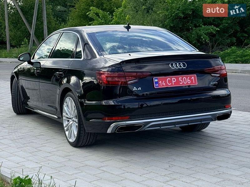 Седан Audi A4 2019 в Львові