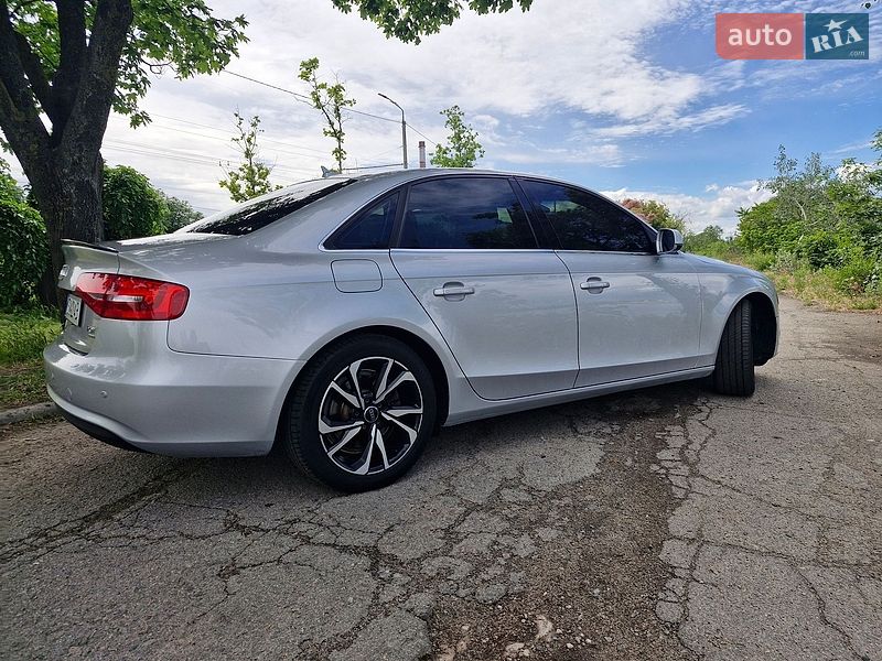 Седан Audi A4 2012 в Дніпрі фото 5 Седан Audi A4 2012 в Дніпрі