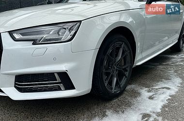 Седан Audi A4 2017 в Івано-Франківську