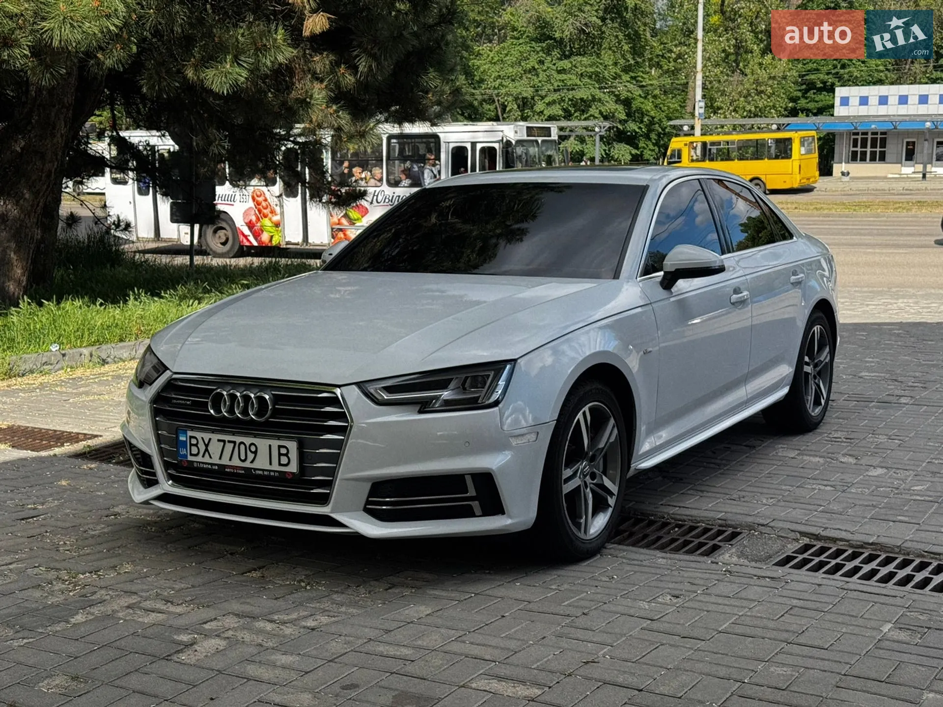2016 Audi A4 - мініатюра 2