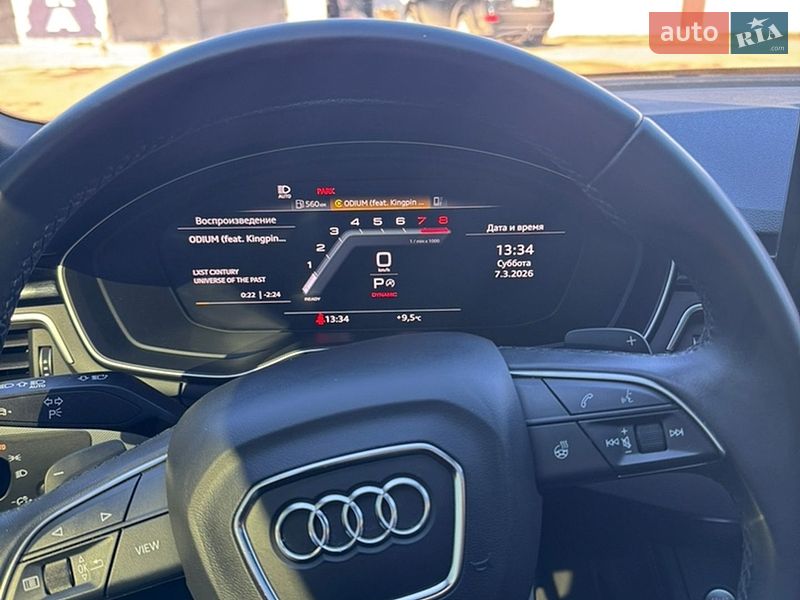 Седан Audi A4 2022 в Виннице