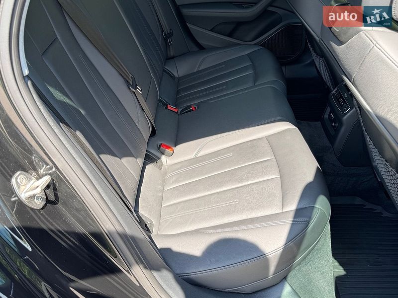 Седан Audi A4 2019 в Ірпені