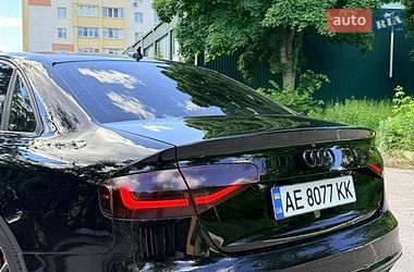 Седан Audi A4 2014 в Харкові