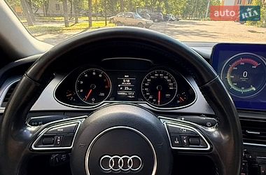 Седан Audi A4 2014 в Харкові