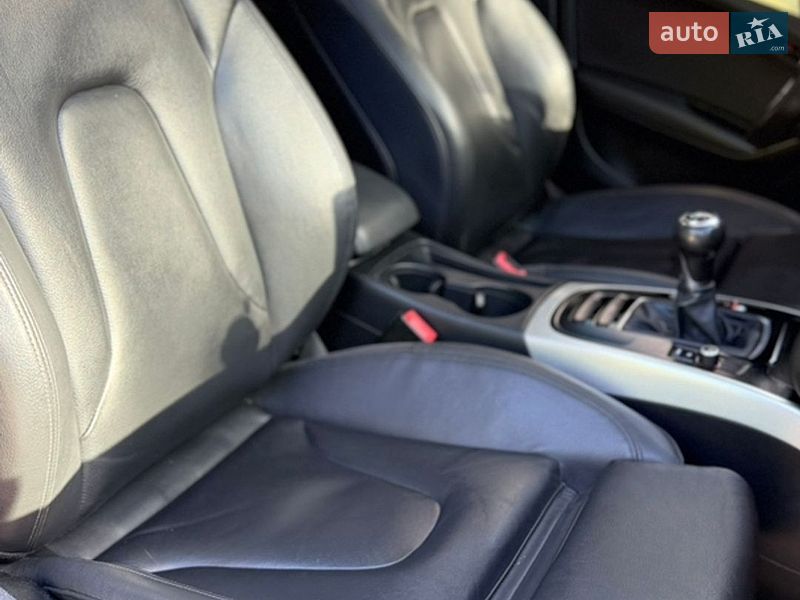 Седан Audi A4 2014 в Харкові