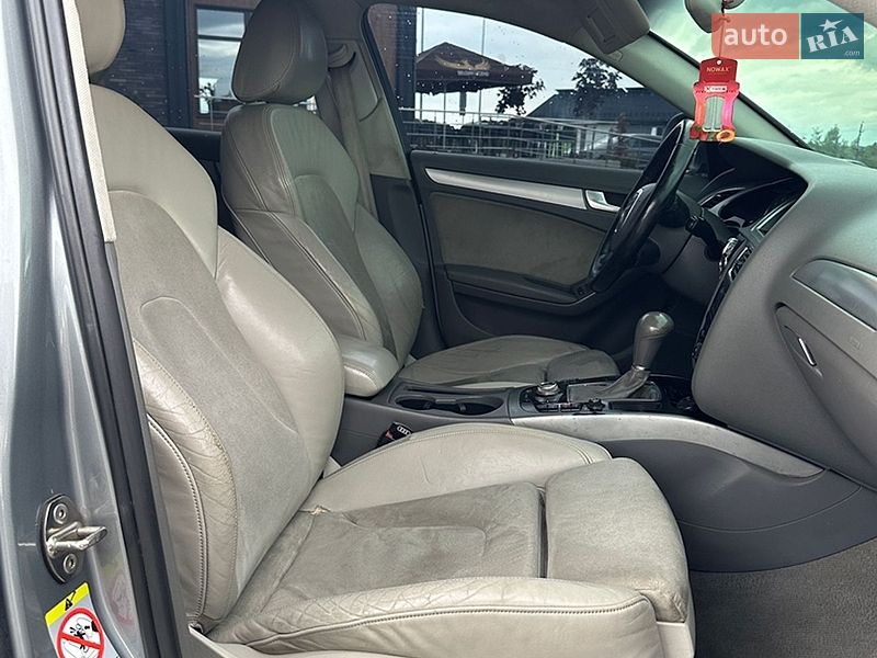 Седан Audi A4 2008 в Звягелі